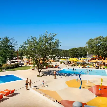 Camping Adria Mobile Homes Lanterna 4*