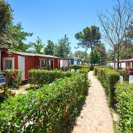 Tatil parkı Camping Adria Mobile Homes Lanterna Poreč