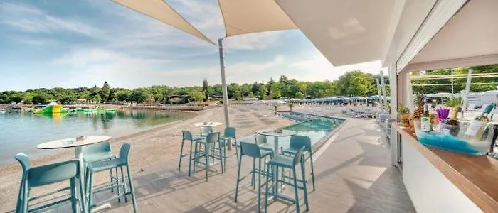 Camping Adria Mobile Homes Lanterna 4* Poreč