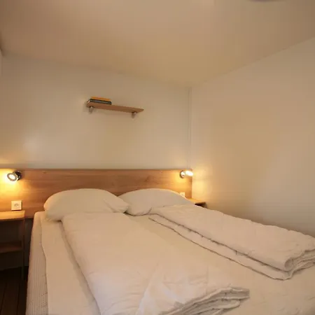 Camping Adria Mobile Homes Lanterna פורץ