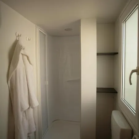 Camping Adria Mobile Homes Lanterna פורץ