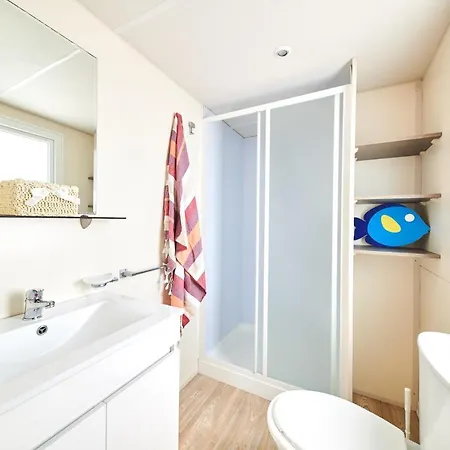 Camping Adria Mobile Homes Lanterna פארק נופש פורץ