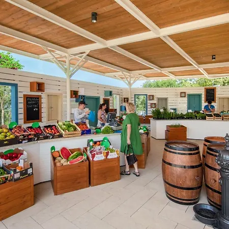 Camping Adria Mobile Homes Lanterna Kompleks wypoczynkowy