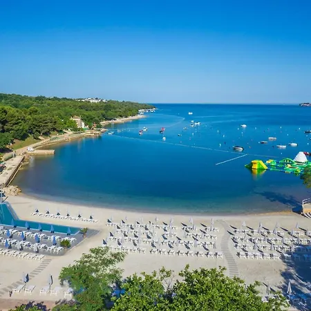 Camping Adria Mobile Homes Lanterna פארק נופש פורץ