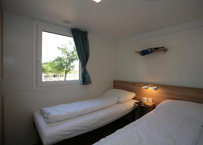 Camping Adria Mobile Homes Lanterna 4* Porec