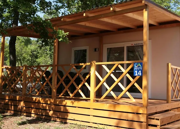 Camping Adria Mobile Homes Lanterna