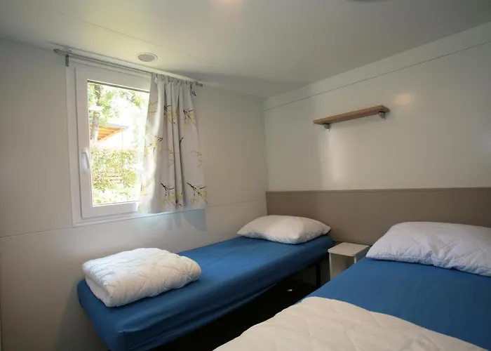 Camping Adria Mobile Homes Lanterna 4*