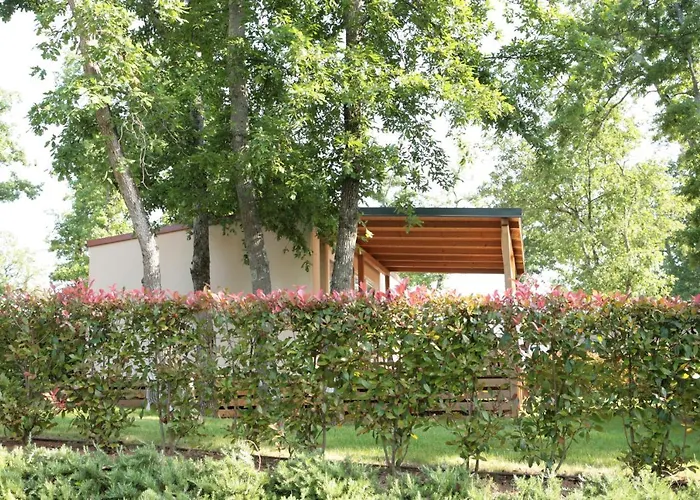 Camping Adria Mobile Homes Lanterna 4* פורץ